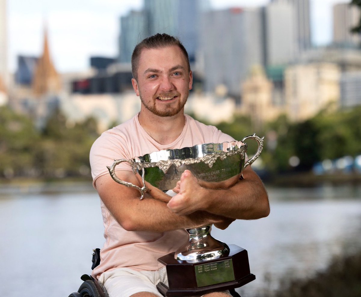 Sam Schröder tweet media