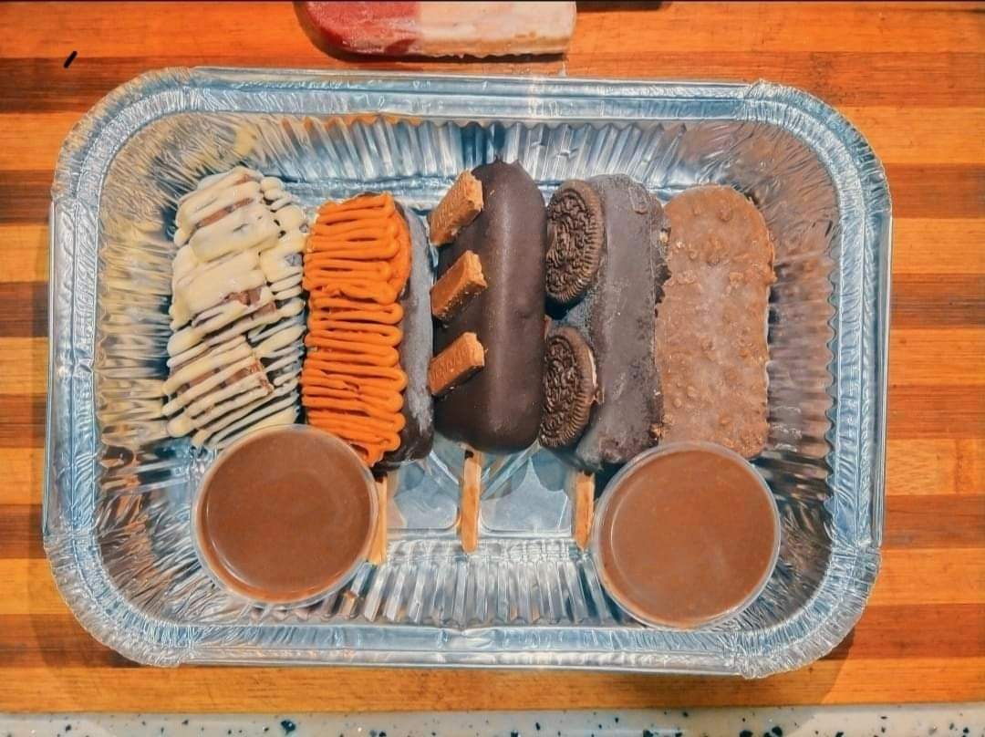 nutellabar5's tweet photo. مسابقات نوتيلابار 🥳🥳🥳
الجوائز :
-تلاتة بوكسات (شامل التوصيل) لي تلاتة فائزين
الشروط:
-ريتويت للتويتة فقط
للطلب نوتيلابار بوكس :
فرع الرياض 0115777758
فرع بحري 0928366699
انطلقوووا 🔥🔥🔥🔥 https://t.co/5RTinw9QWT