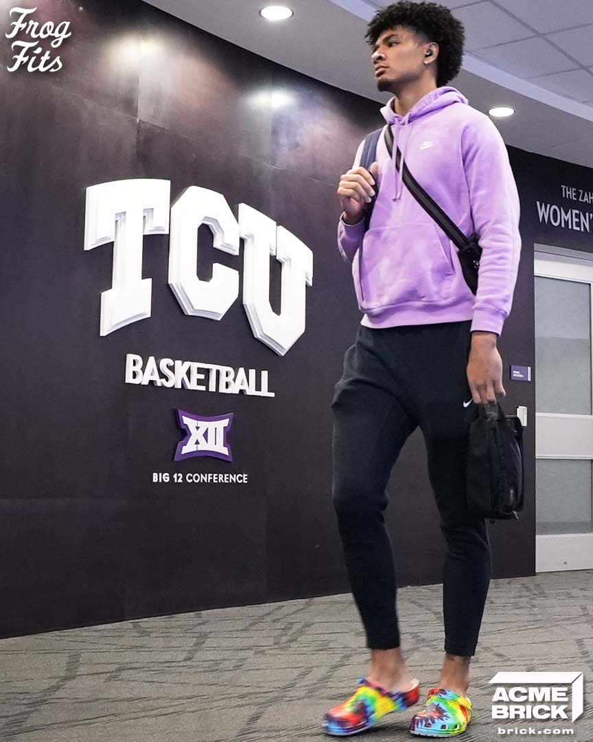 TCUBasketball's tweet photo. ππ»πΈπ° ππ²π½πΌ
#GoFrogs | #FrogFits https://t.co/b4h4tkryS1