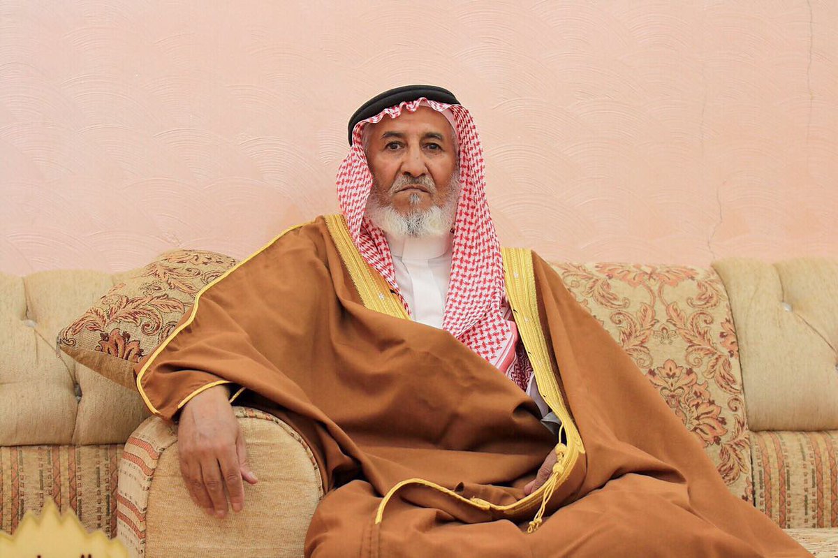 يرقد حالياً في مستشفى الملك فيصل التخصصي في الرياض بالعناية المركزة، 

العم العمده / حسين بن شريدة العبدلي،
ابو فرحان 
ولكنه بحاجه  لصادق دعواتكم ليتمم الله عليه بالشفاء والتعافي