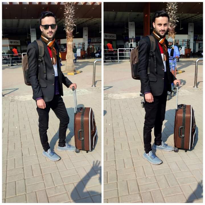 nayyarabbasi's tweet photo. Have a safe flight dear bro Noshsd Mubarik
#Qatar
#Flyduabi
#Safetour https://t.co/hXB9ddqzlO