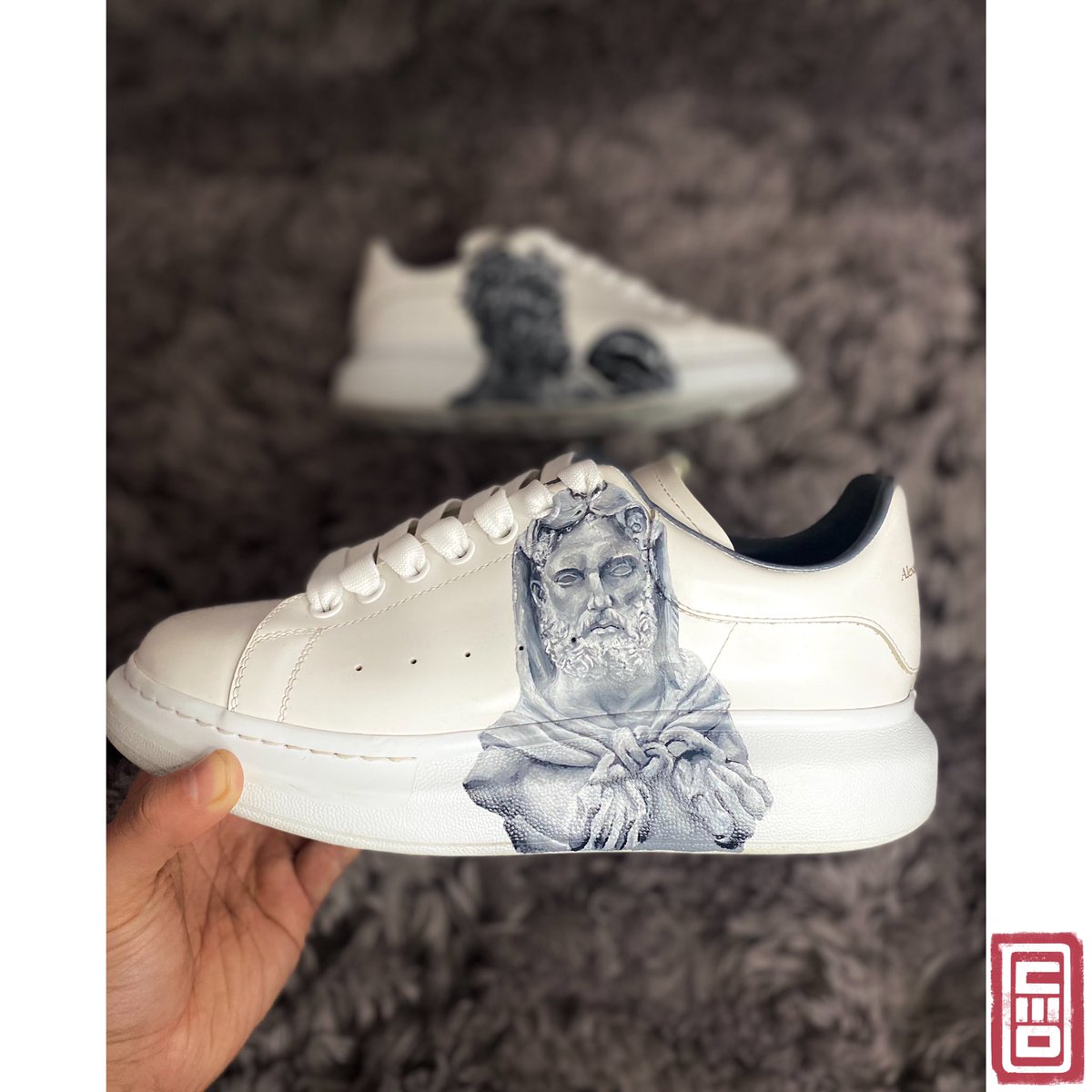 🏛🦁🏺

RATE OUT OF 10 

Here’s a sneak peek at what I think is my best work to date, to say I’m proud would be an understatement. This design is based of the #Hercules statue in the <a href="/metmuseum/">The Metropolitan Museum of Art</a> . I have a lot of content coming for these. 

#custom #handpainted #customsneakers