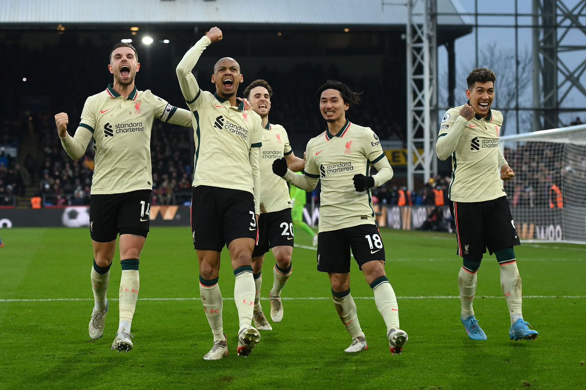LFCIndonesia's tweet photo. Minggu ini The Reds tidak berlaga, alias waktunya 𝐡𝐞𝐚𝐥𝐢𝐧𝐠! 😁🌴 https://t.co/GTeICJQdXG
