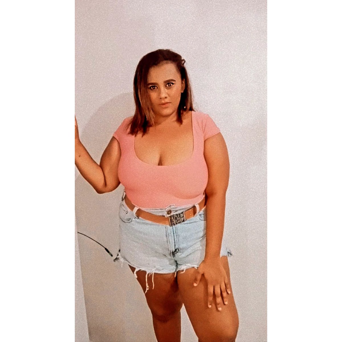 InaraOl's tweet photo. Feliz #23Primaveras pra gata aqui. 🤪🤍🙏🏾 https://t.co/0naAuN832X
