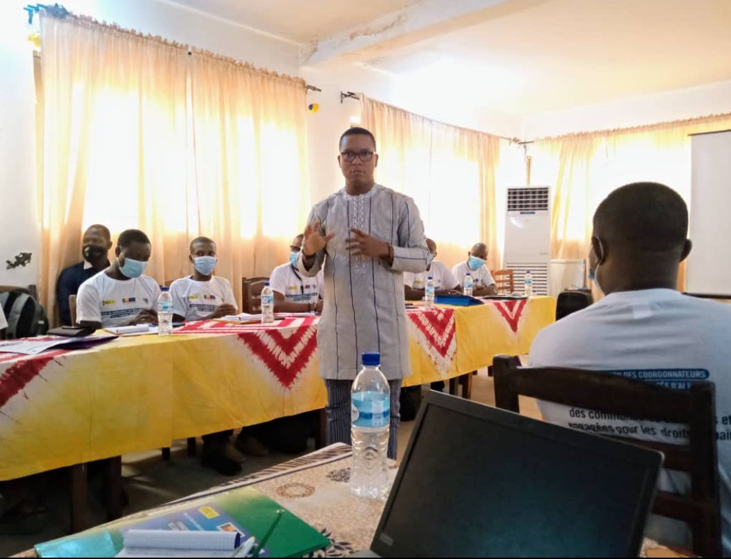 SegnannouDaagan's tweet photo. #Communication 2: Libre d'expression, d'association et de réunion pacifique, notions, fondements juridiques et faits restrictifs par les Etats et des individus: Cas du Bénin.👇https://t.co/FMISK3YbSJ
@amnestybenin 
@CyriaqueGlory 
@DeguenonEugene 
@christinSmith98 https://t.co/kz7zHsYNfR