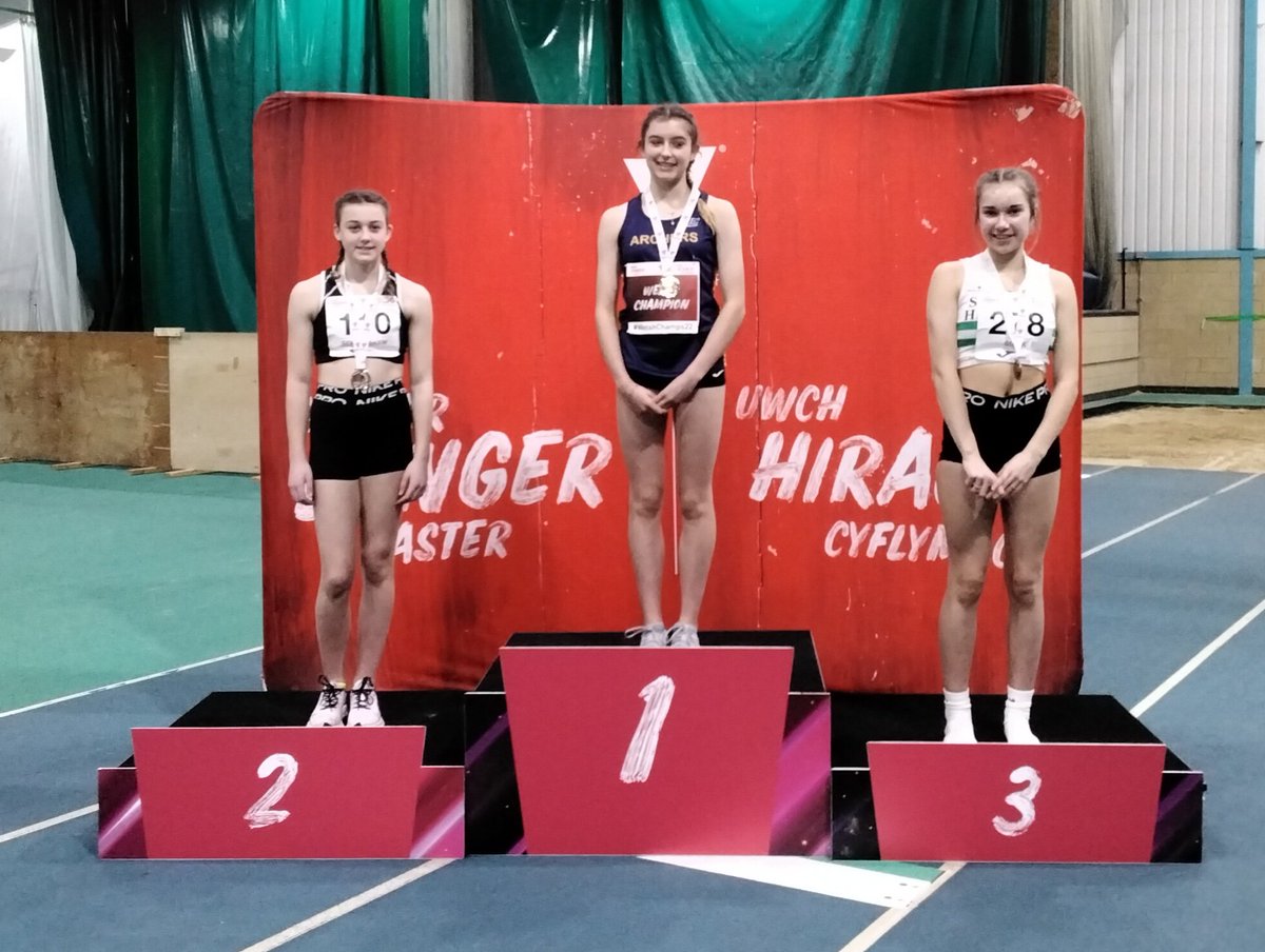 WelshAthletics's tweet photo. 🏆 Welsh Senior and U15 Indoor Champs - Long Jump U15G 🏆
🥇 Megan Taylor (Cardiff Archers) 5.29m
🥈 Olivia Schrimshaw (Deeside AAC) 5.07m
🥉 Matilda Quick (Swansea Harriers) 4.87m
#longjump #welshathletics #indoorchamps #Athletics https://t.co/eUWyCrA34L