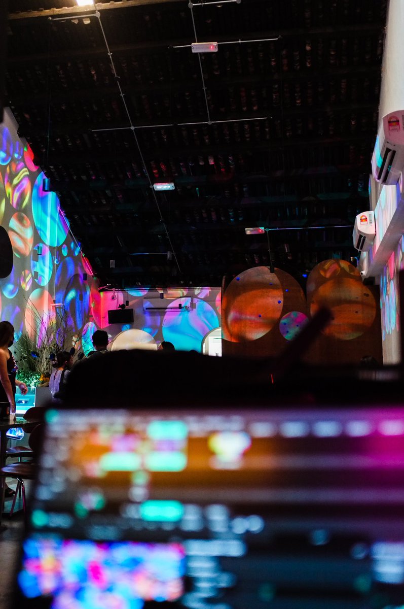 belalanghopper's tweet photo. Thank you so much for the opportunity. It was a great collaboration and I do look forward to the next one!
Installation & Visual by: @grassh_opper
#beyondmy #beyondsenses #projectionmapping #visualart #lightsinstallation #BeyondMY #BeyondSenses #BeyondSessionsKL https://t.co/d77Hbb2NPp