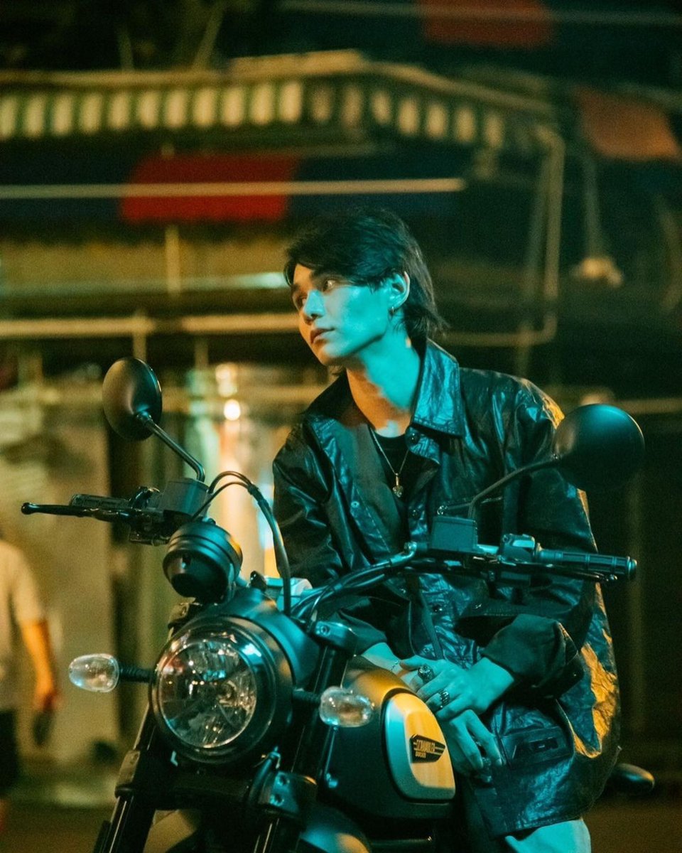 er__rer's tweet image. มีคนซ้อนท้ายรึยังคะ 😍

#JeffSatur #Comlicated #ทำไมมันยาก