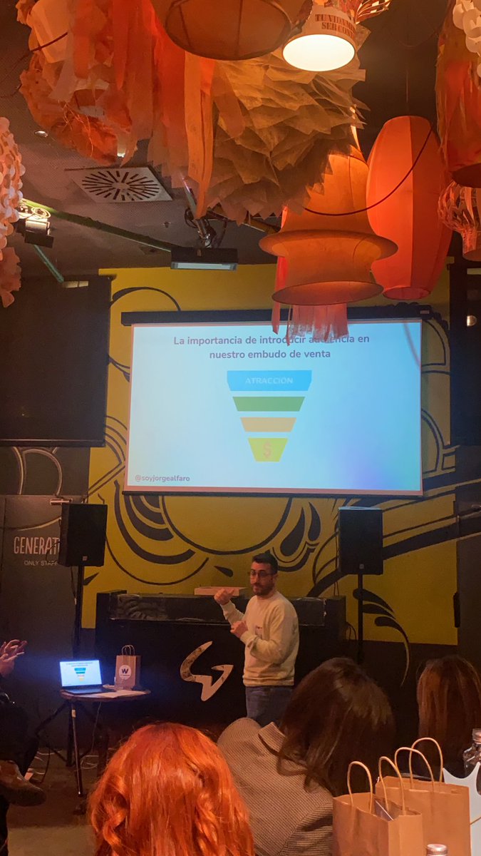 Ads con el mejor <a href="/soyjorgealfaro/">Jorge Alfaro</a> 
🙌🏽👏🏼🙌🏽
<a href="/growandwow/">growandwow</a> 

#facebookads #instagramads