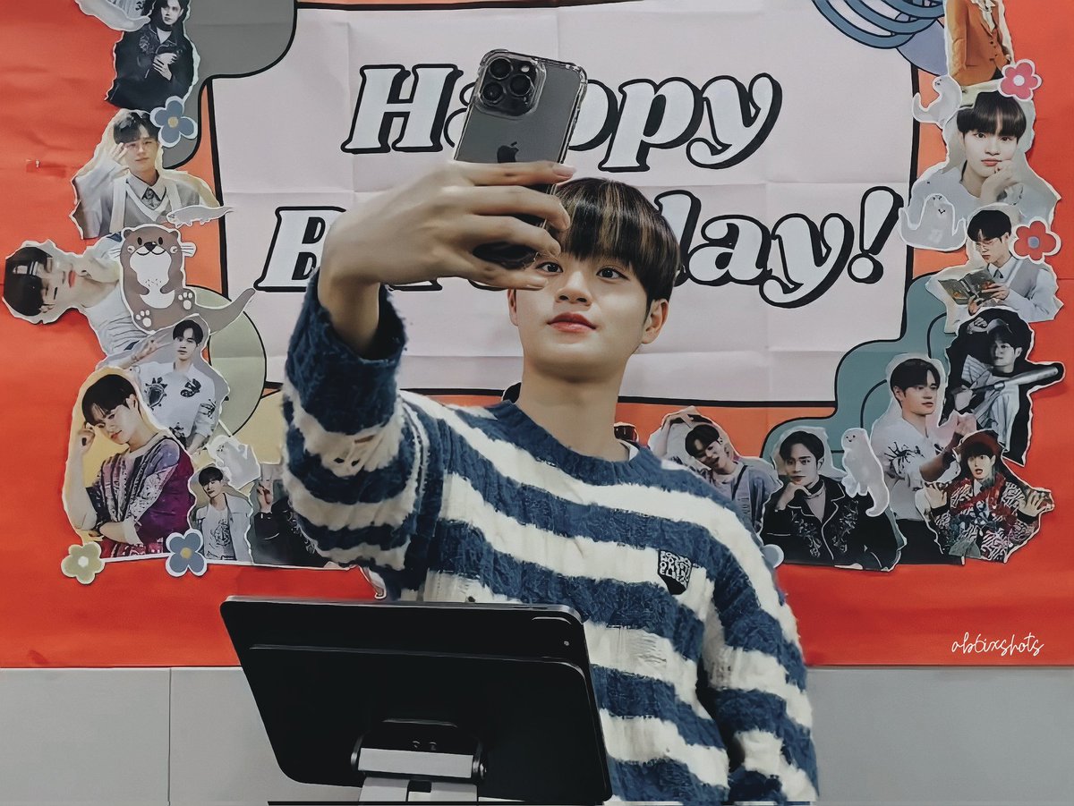 ab6ixshots's tweet photo. 𝘏𝘢𝘱𝘱𝘺 𝘉𝘪𝘳𝘵𝘩𝘥𝘢𝘺 𝘰𝘶𝘳 𝘫𝘦𝘯𝘪𝘶𝘴 𝘣𝘢𝘣𝘺 𝘏𝘸𝘪 💜

#129외쳐_대휘야_생일축하해
#Lets_dance_with_Daehwi
#이대휘 #LEEDAEHWI 
#에이비식스 #AB6IX https://t.co/eaJVIWMvkt