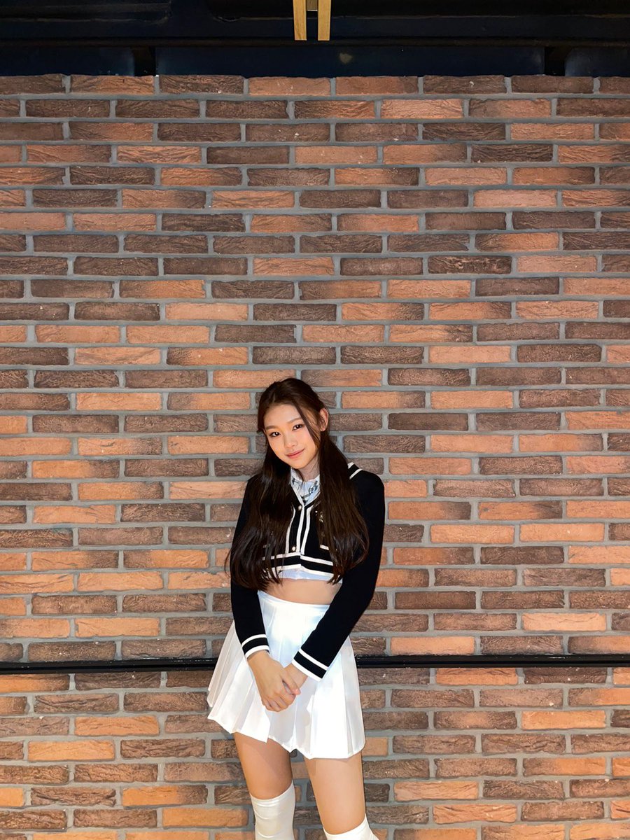 CLASSythsub's tweet photo. ꒰ Trans Update @/Teenage_girls11 ꒱
[#미나미]
สวัสดีค่ะ~💗
ฉันอยากจะโชว์รูปที่ฉันคิดถึงให้คุณดู....😳
อยากเห็นสีผมสีอะไรต่อไปคะ??

#MINAMI
#방과후설렘 #Teenagegirls #MBC #NAVER_NOW https://t.co/EQVeaj6sAD