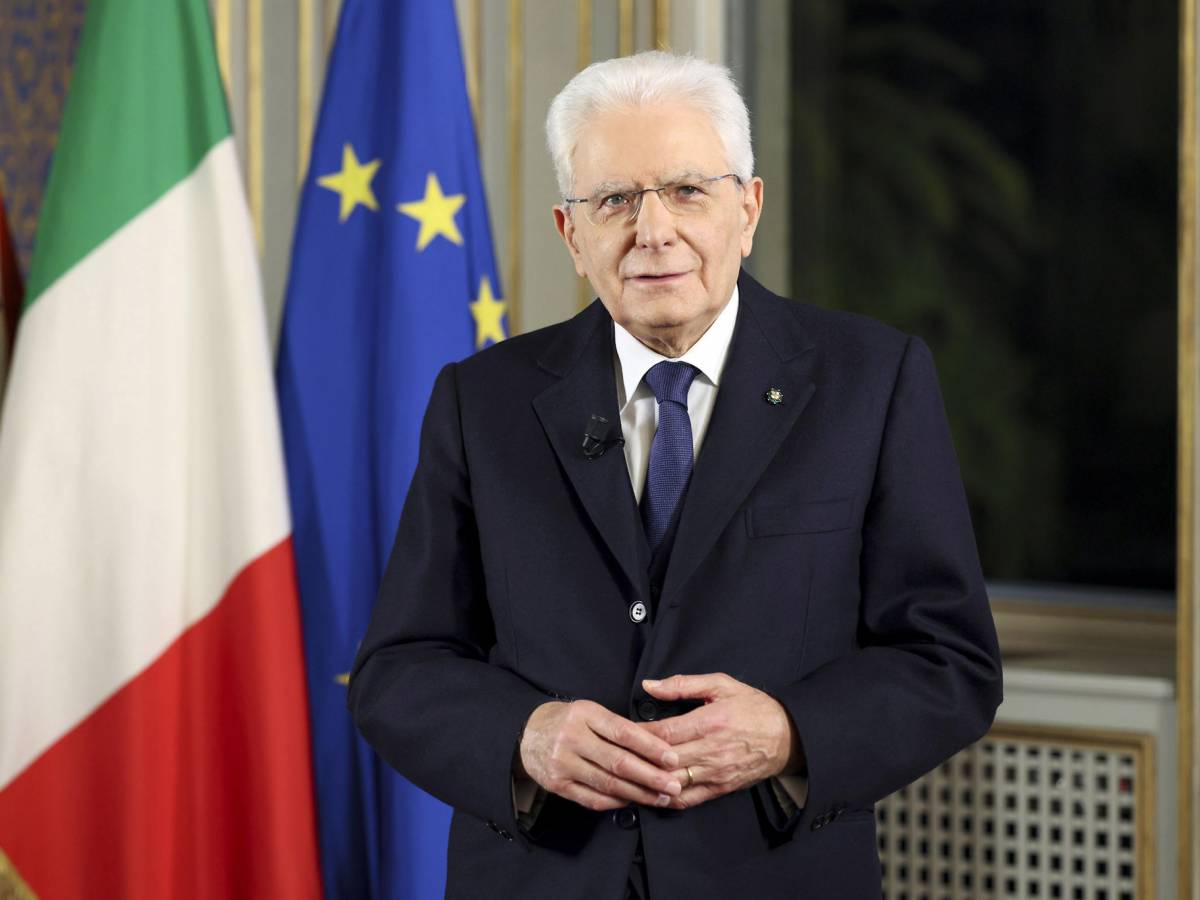 La decisione di rieleggere Sergio #Mattarella è un’ottima notizia per l’Italia e per l’Europa. 
Bene ha fatto il fronte progressista a cercare una soluzione unitaria che, mai come stavolta, coincide con il sentimento di sincero affetto di tutti gli italiani verso la sua figura 🇮🇹