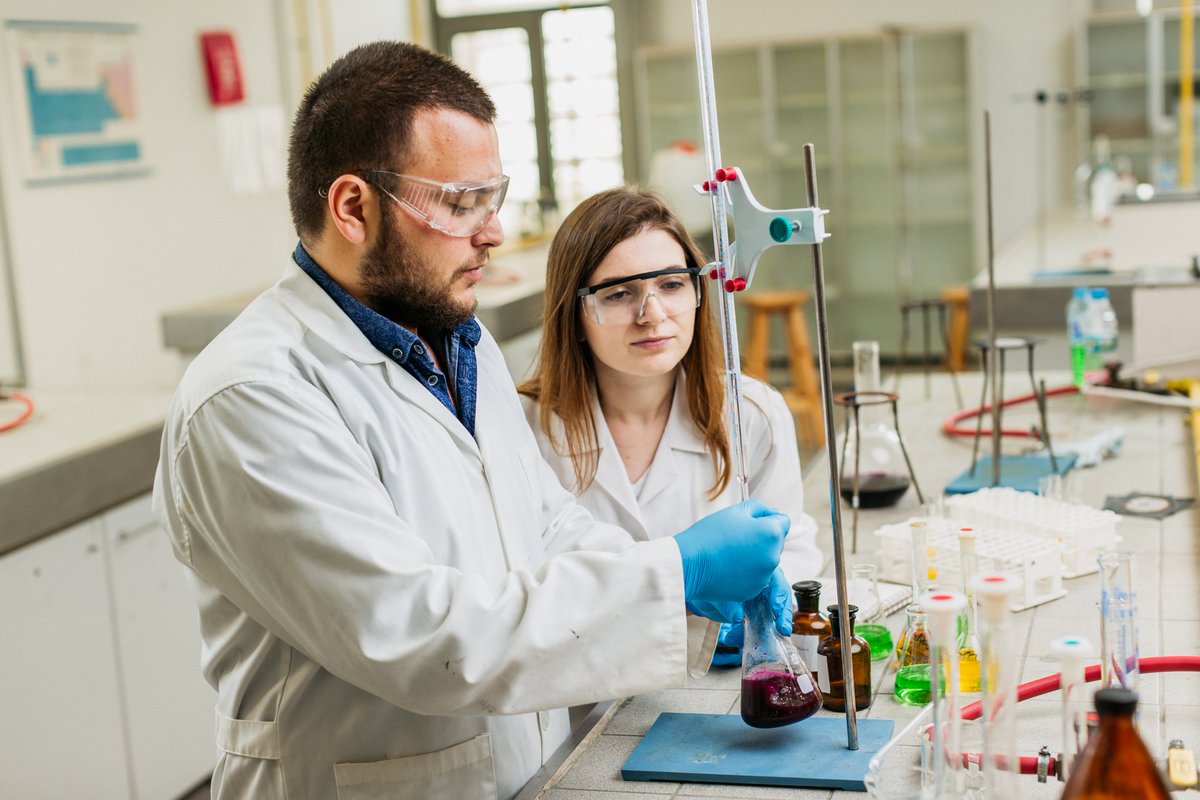 предмет химической технологии. методы химической технологии. химическая технология энергонасыщенных материалов. научные исследования лаборатории. исследования в химической технологии.