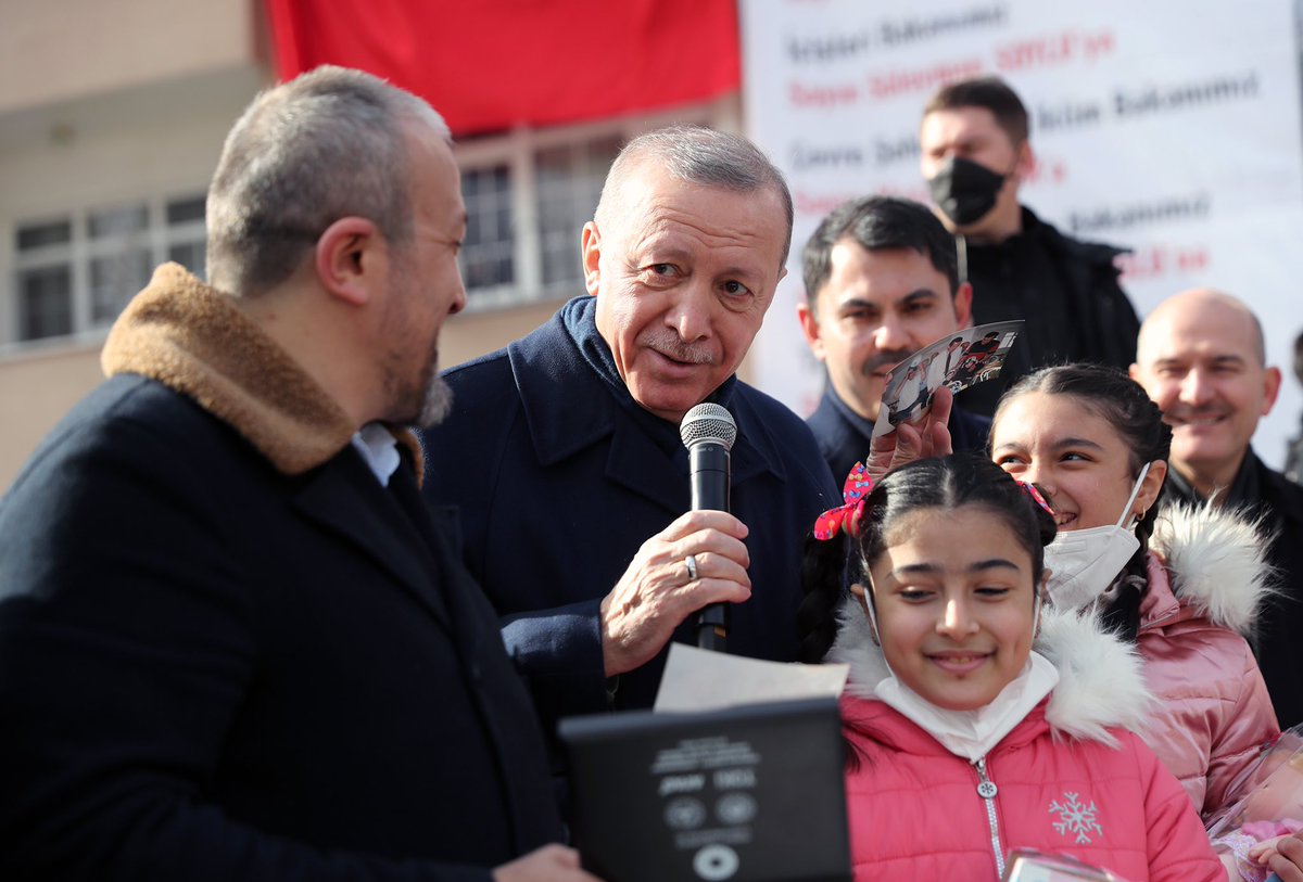 tcbestepe's tweet photo. Cumhurbaşkanı Erdoğan, Dereli-Doğankent Afet Konutları, İşyerleri ve Altyapı Yatırımları Açılış Töreni’ne katıldı https://t.co/y4Vc9l6Rog https://t.co/tO8nwMQXpm
