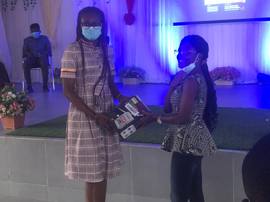 knusttigereye's tweet photo. Keziah Okyere,  Secretary of Geography and Rural development @Faculty of Social sciences wins a package for answering a question right.
#SECRETARIESCONNECT
#KNUSTTIGEREYE https://t.co/dNmIwpXana
