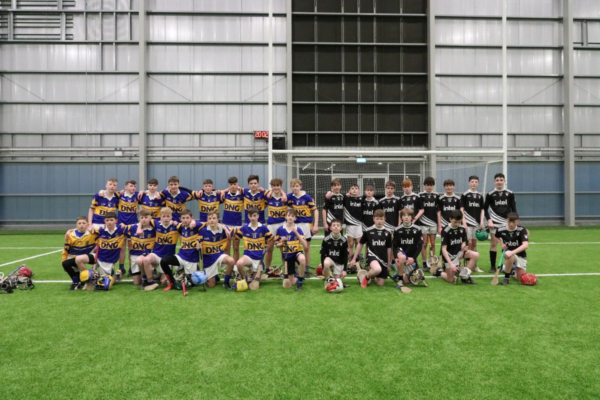 maynoothgaa's tweet photo. The U14 hurlers got 2022 off to a flying start on Wednesday with a match against Castleknock at the Sports Ireland National Indoor Arena in Abbotstown. A great experience to play a hurling match indoors in a fantastic venue. Now back to grass… https://t.co/cW23bJt3OE