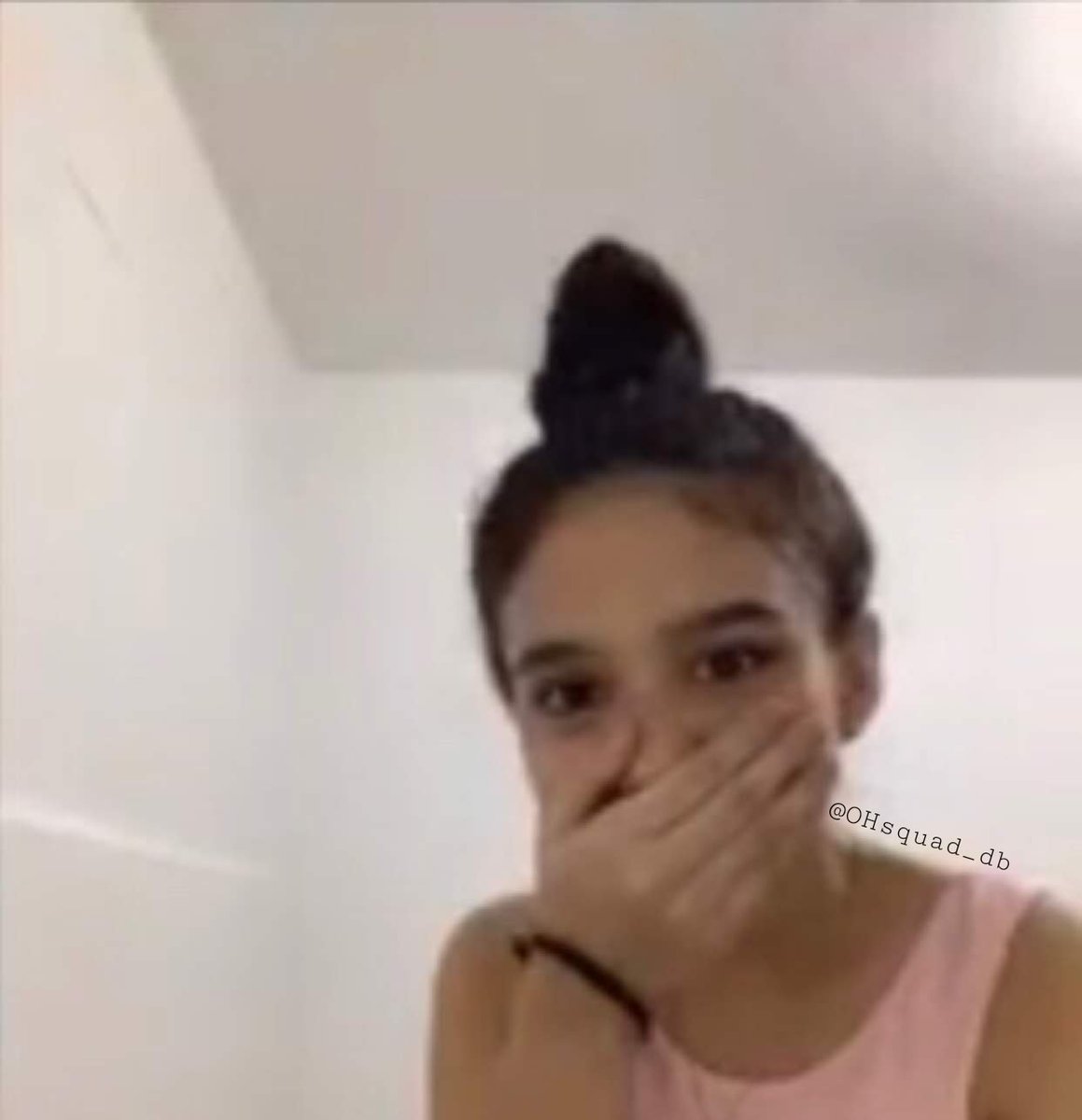 sereindb_'s tweet photo. Legit me during Belle singing ikot-ikot

BELLErightest DaylightConcert

#BelleDaylightConcert | #BelleMariano https://t.co/1FZNjBejIo
