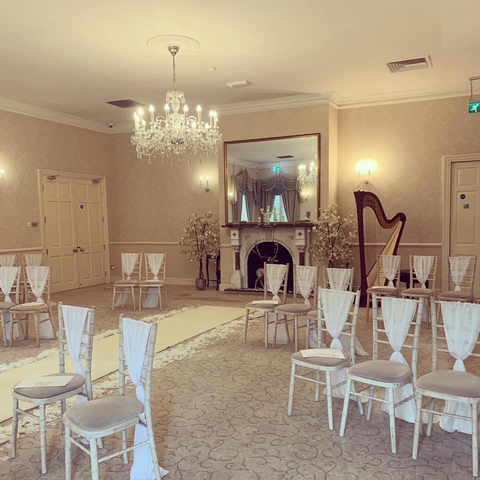 #VenueOfTheDay: @decourceysmanor is a Georgian property offering the perfect combination of style, service and exclusivity. This family-owned venue is located just outside Cardiff and is surrounded by beautiful countryside. decourceys.co.uk