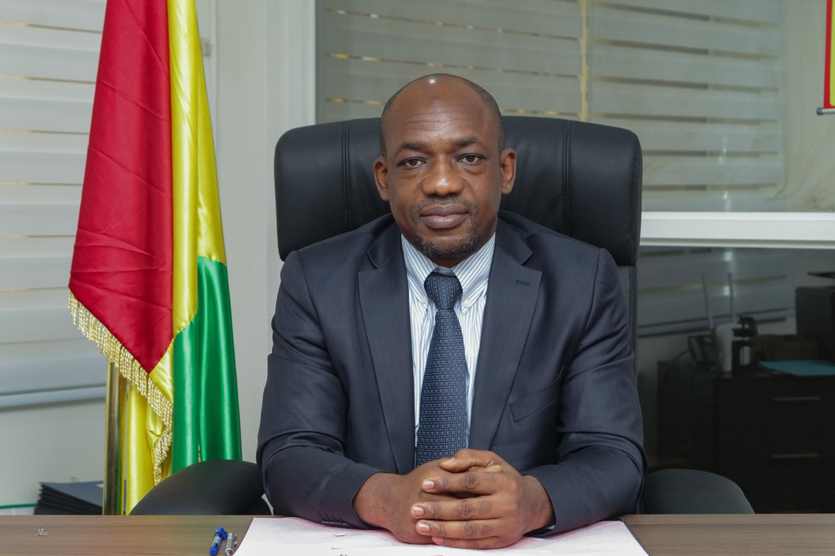 Dr Lanciné Condé : « Que les jeunes Guinéens trouvent leur bonheur, que le règne du droit soit restauré ! »

Retrouvez l'intégralité de l'interview accordée par le Ministre à <a href="/agenceecofin/">Agence Ecofin</a> en cliquant sur le lien ci-dessous 👇👇👇

bit.ly/3u8H47Q

#Kibaro #Guinée #MEFP