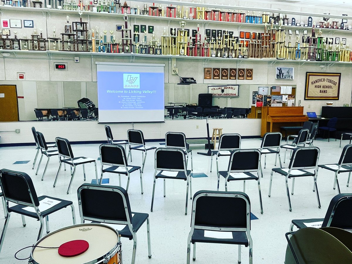 It’s a great day for Band!!! We are excited to welcome 6 clinicians to LVHS to work with our High School Concert Band today!
#LVBands #EyesWithPride #BetterEachDay