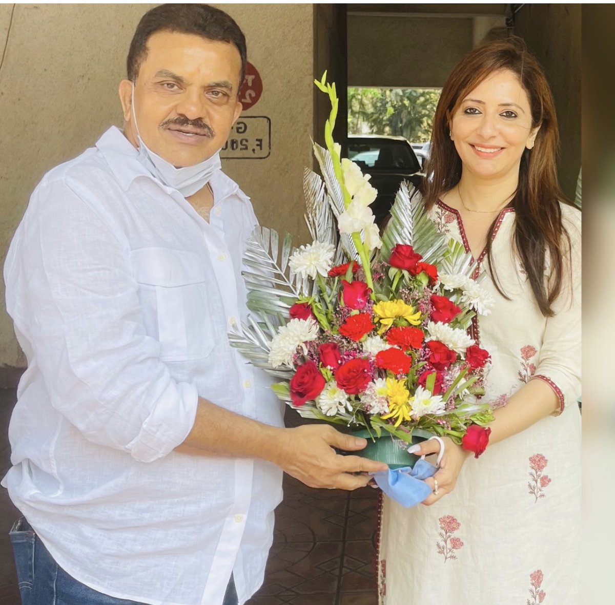 drmonicajagtap's tweet photo. Heartiest Congratulations to Our beloved leader @sanjaynirupam ji on being appointed as the AICC observer for the Upcoming #PunjabElections2022 and PRO for the #Rajasthan State Organization Elections.
#GrassRootLeader
#ManyMoreToCome💐💐💐💐 https://t.co/ZxszjLf2J2