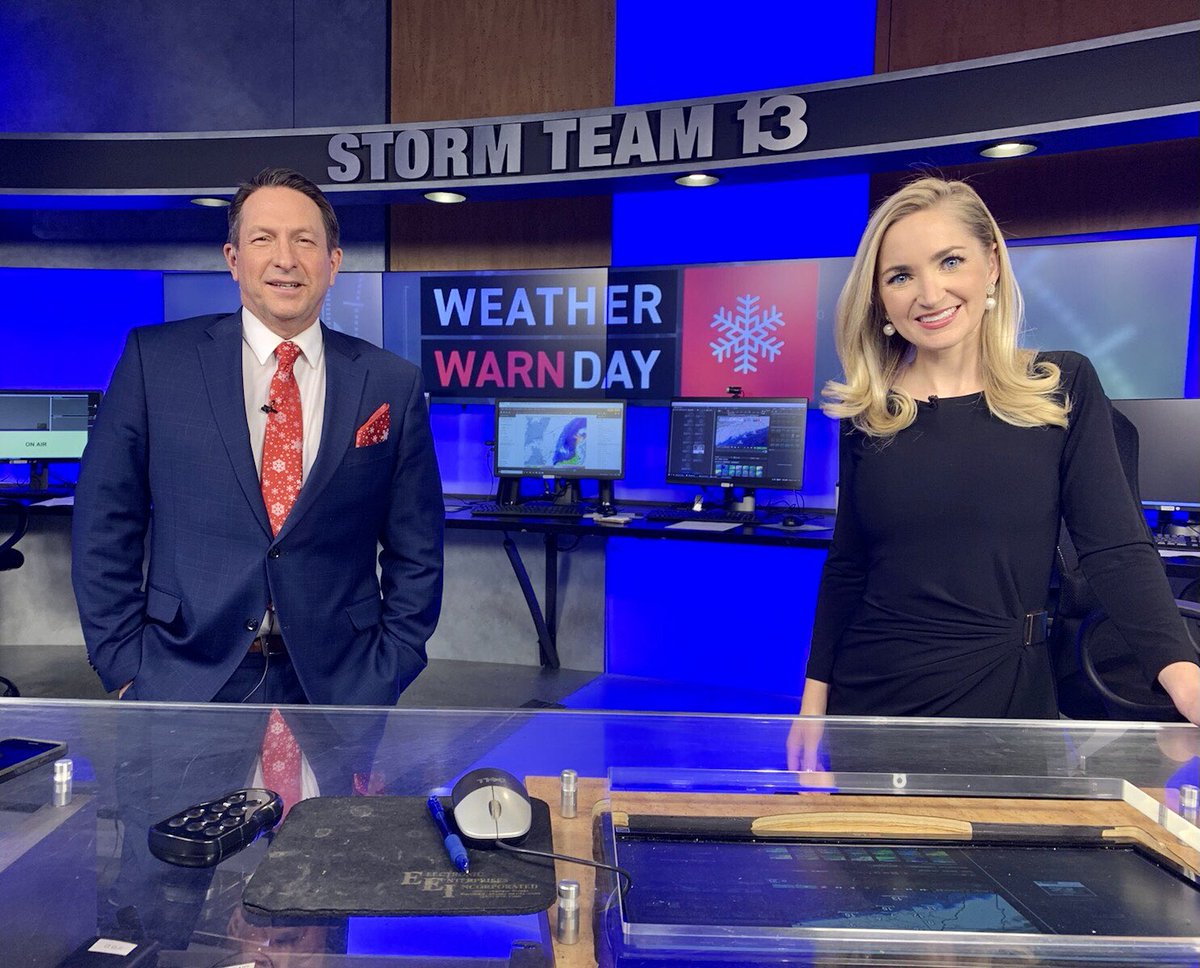 LexieOConnorWX's tweet image. We’re on the air with a special Saturday morning edition of Storm Coverage as a powerful Nor’Easter moves in.  ⁦@JeffWGME⁩ and I have the latest on the storm and news now until 10 am #Liveoncbs13 #WeatherWarn ⁦@WGME⁩
