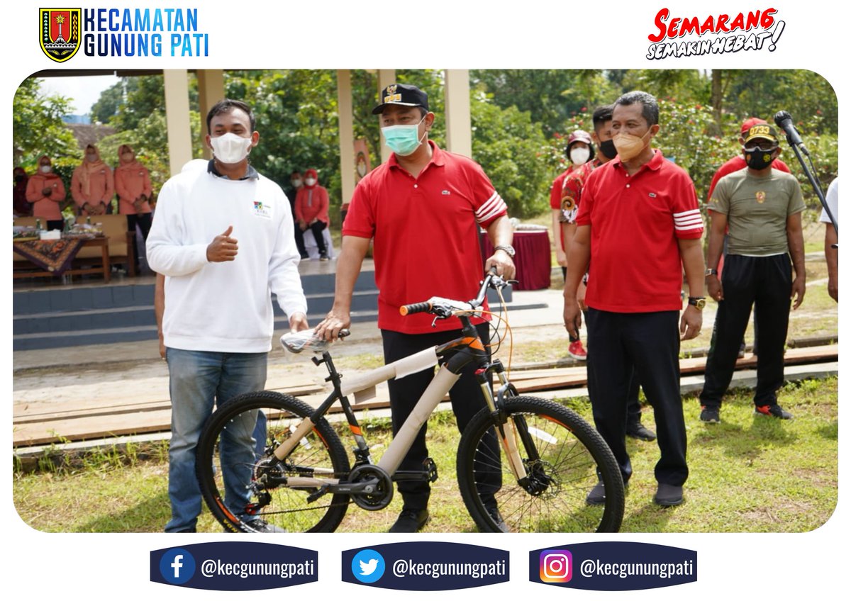 Camat Gunungpati Mendampingi Walikota Semarang <a href="/hendrarprihadi/">Hendi (Hendrar P)</a> menghadiri kegiatan Ulang Tahun Dinas Perumahan dan Kawasan Permukiman Kota Semarang <a href="/disperkim_smg/">DISPERKIM Kota Semarang</a>  yang Ke-5 di Bumi Perkemahan Kelurahan Jatirejo.
Sabtu, 29 Januari 2022.

#KecamatanGunungpati
#semarangsemakinhebat