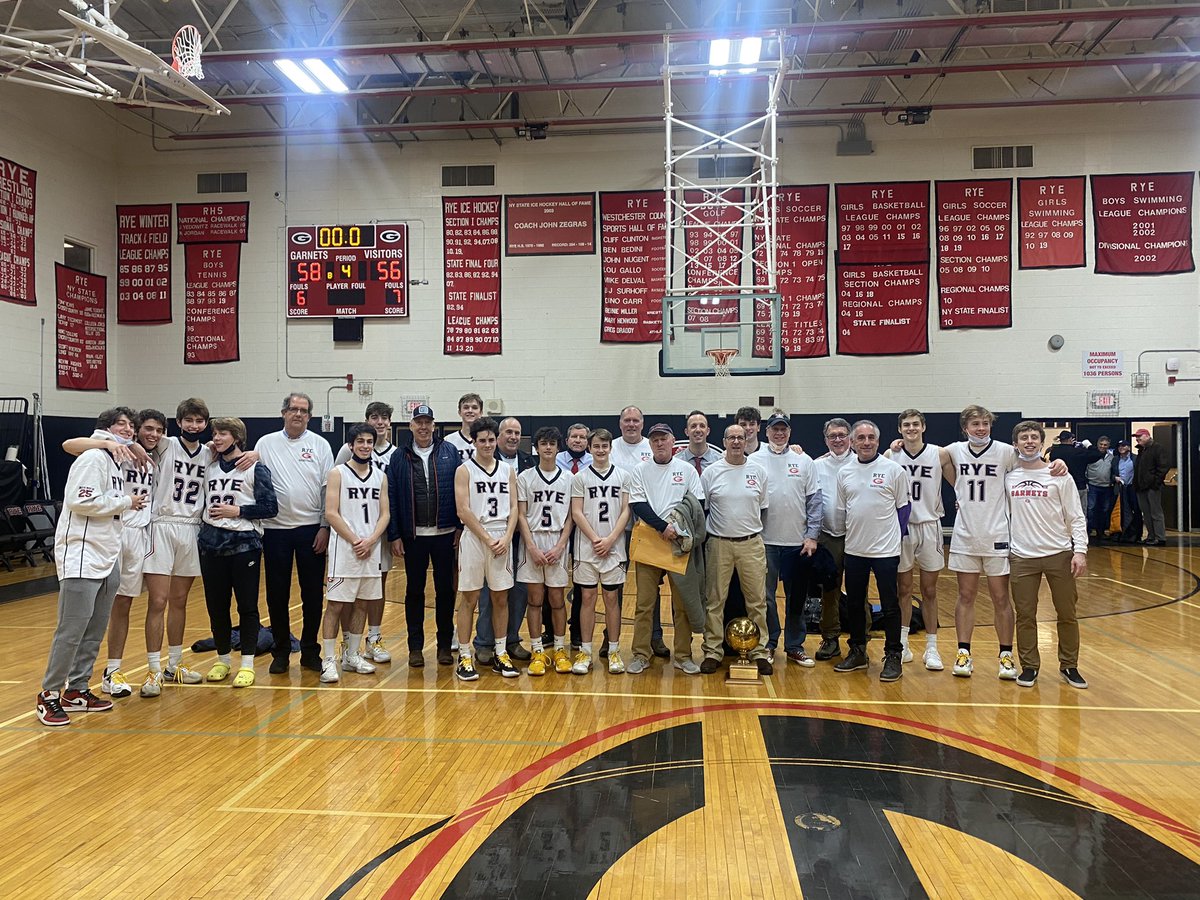 RyeAthletics's tweet photo. Rye Garnets 1972 and 2022 together celebrating a W ♥️🤍🖤 https://t.co/bgwpuuvE9Z