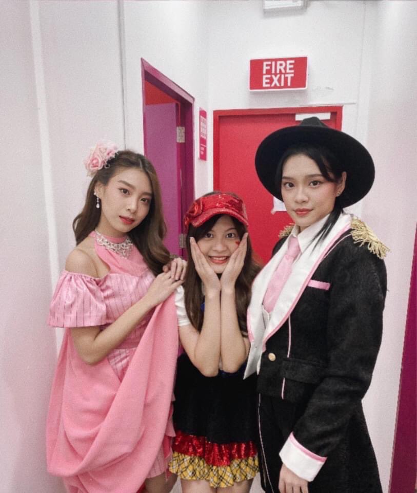 คอมพลีสไม่ไหว~ 

#PopperBNK48 
#CherprangBNK48
#KaewBNK48