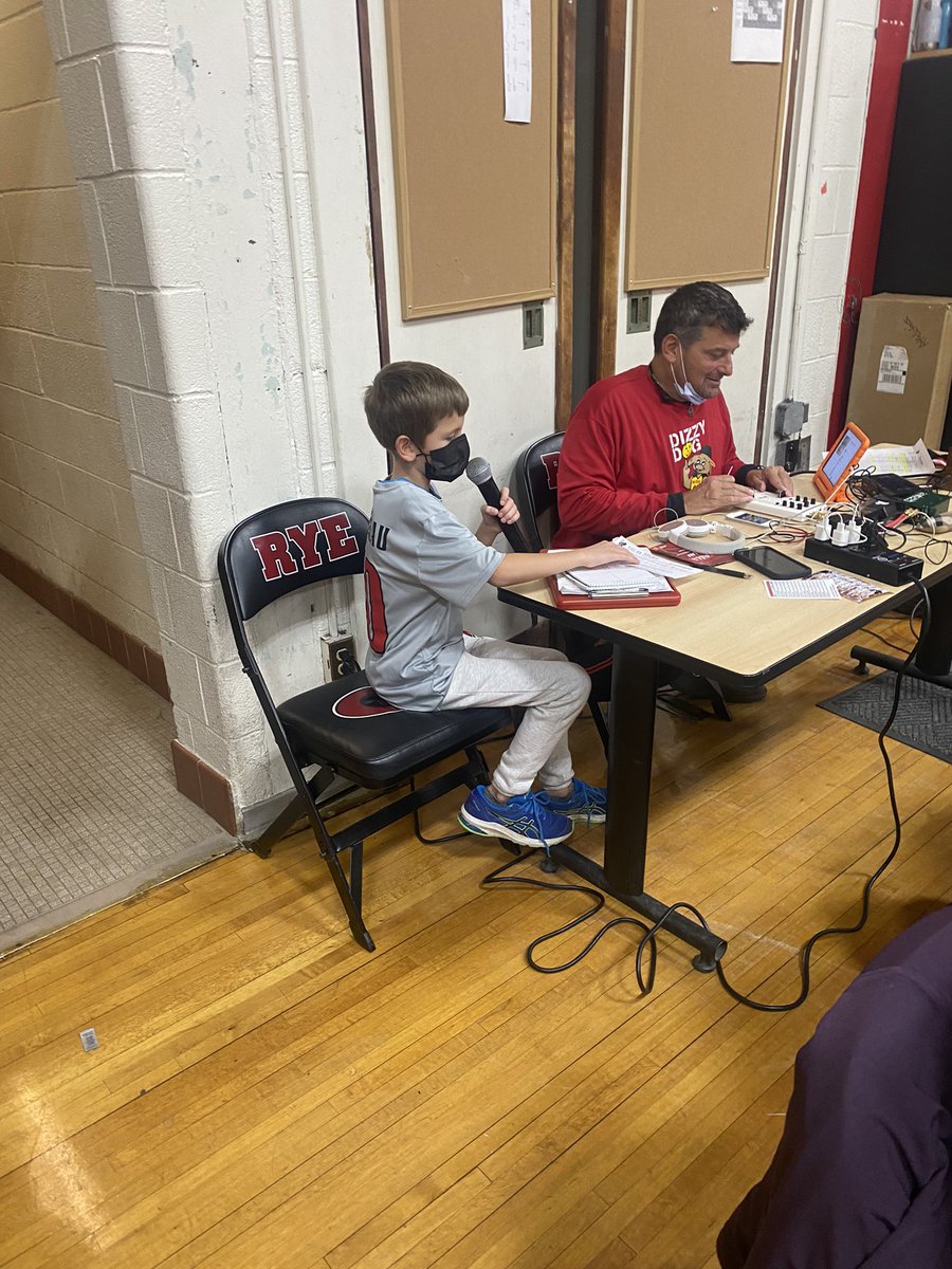 RyeAthletics's tweet photo. It was a great night celebrating a Garnets WIN, the 1972 Class B- C Open Champs, and the special “Little G’s” announcing, singing, and coaching ♥️🤍🖤 https://t.co/KHJPAtOX2Y