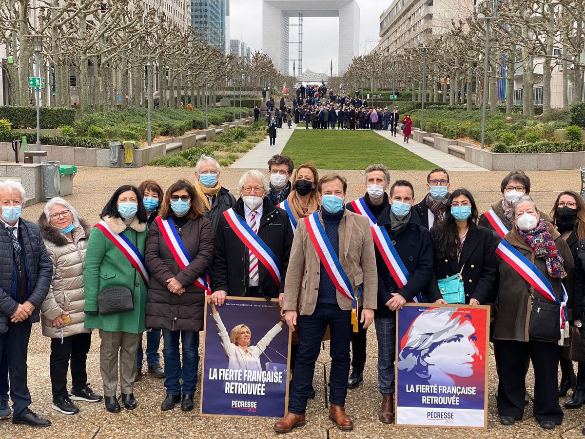 JD_Berger's tweet photo. C’est parti pour le lancement du Comité de soutien Hauts-de-Seine pour @vpecresse. Élus, militants de la droite et du centre, tous rassemblés pour faire gagner la politique du #faire 💪🚀 https://t.co/4TmYwKRnpi