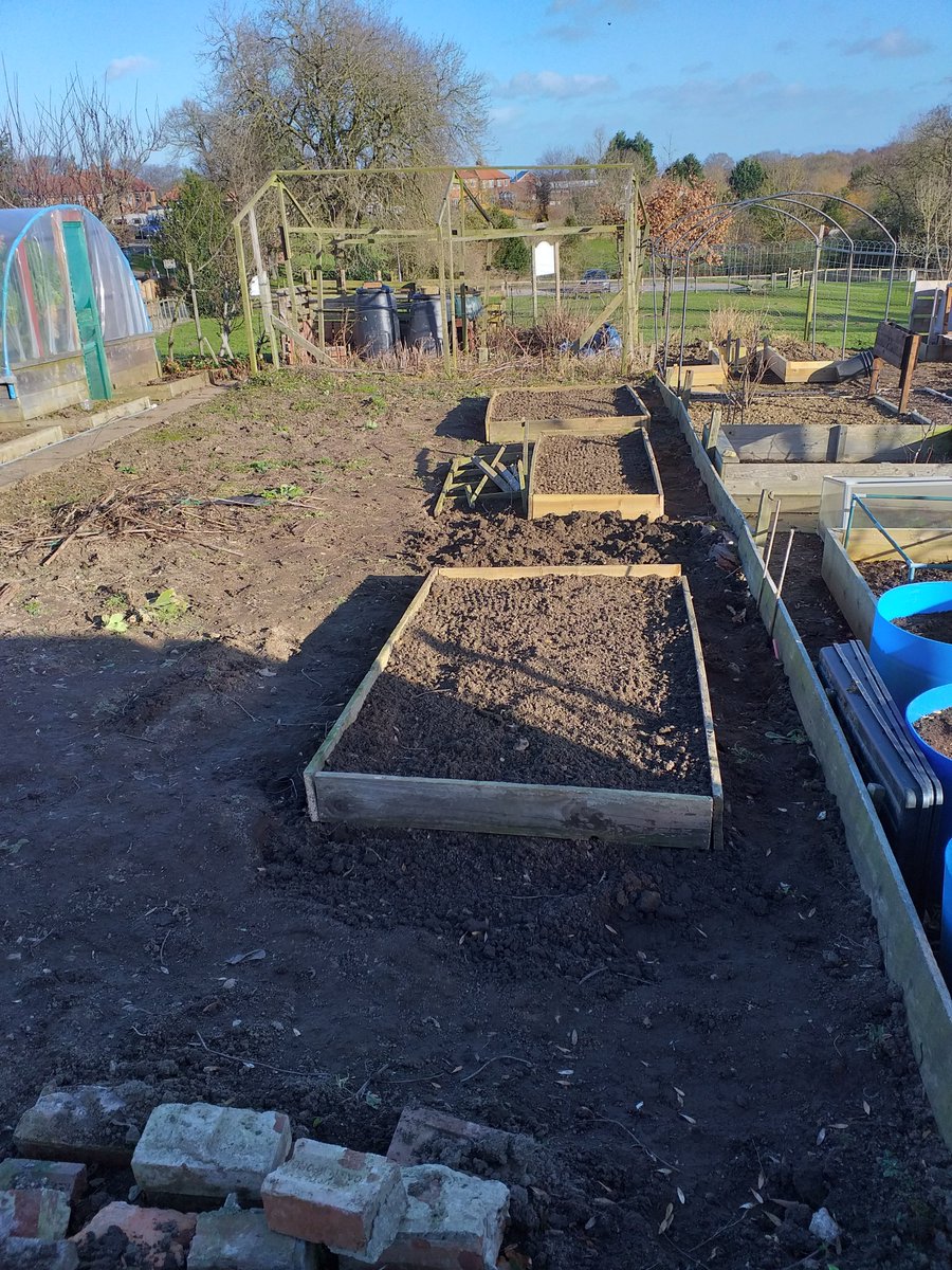 daven284's tweet photo. Mild windy day, but did some work on allotment. It's a start #lovegardening #allotmentlife https://t.co/o8DsfZoqz4