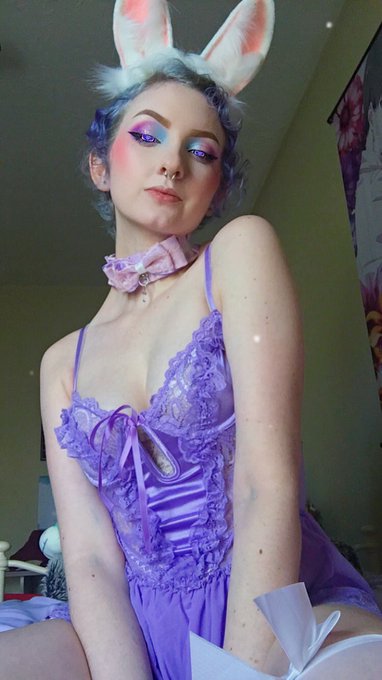 💜💜💜 https://t.co/H5ewqzgV1k<a href="/tag/egirls"class="tags"><span>#egirls</span></a>