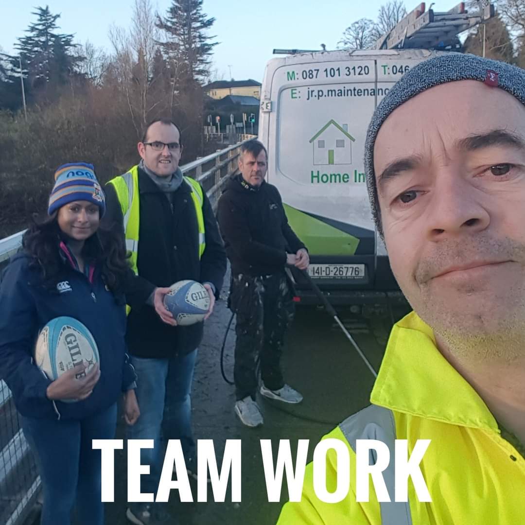 johnstowntt's tweet photo. With great team work we can make things happen. Today John, @johnrochfort, and Thanuja, representing @navanrfc, worked with us to make St Martha's Bridge sparkle once again. https://t.co/6yzuiI4k7S