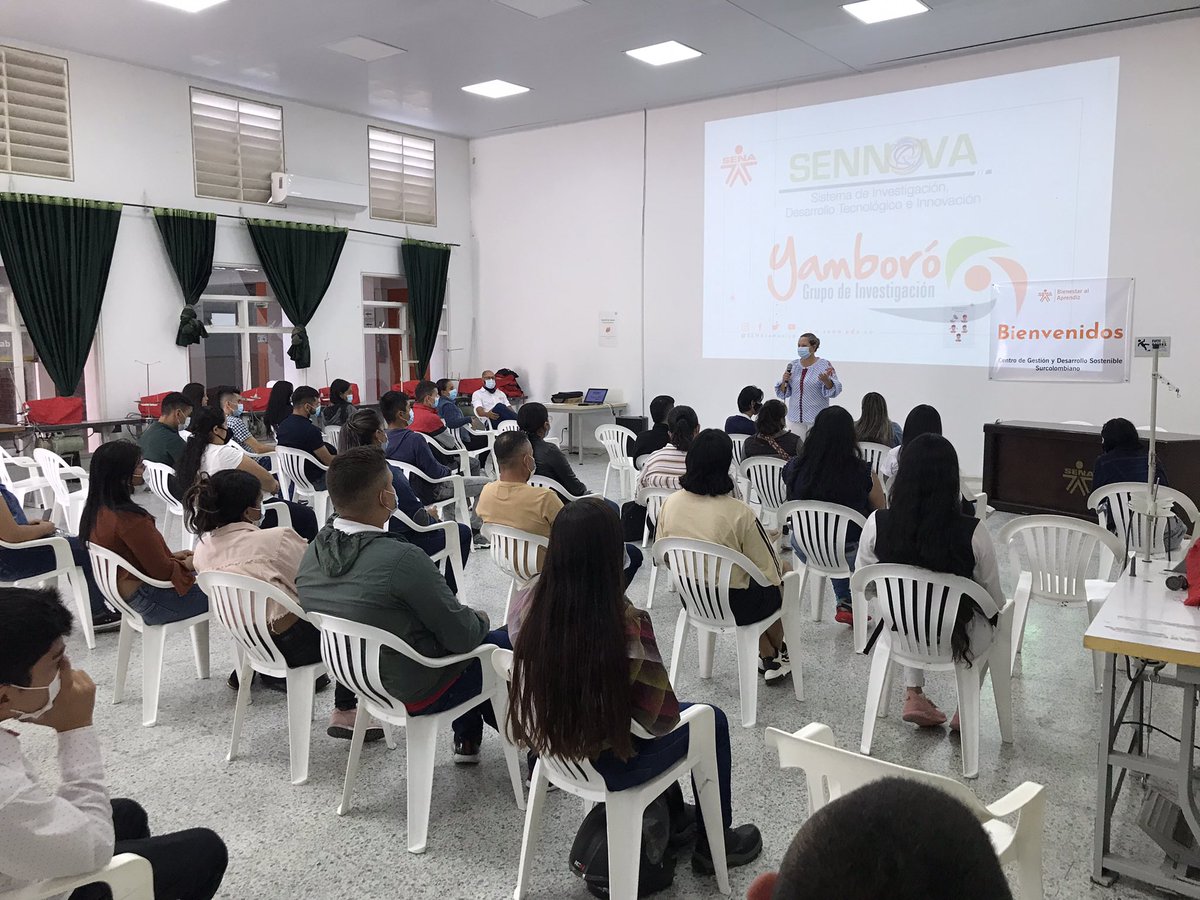 supher88's tweet photo. Esta semana La unidad de emprendimiento @CCHuila-@senahuila dijo presente en la jornada de inducción a los nuevos aprendices de @SENAComunica en #pitalito #huila, con la estrategia de promoción temprana esperamos fortalecer la mentalidad emprendedora de los #colombianos https://t.co/Kip7dV9tZl