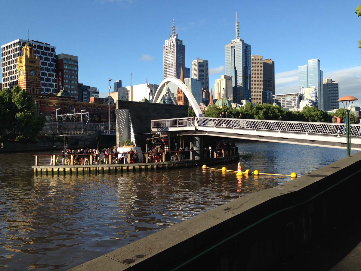 RunOurWorld's tweet photo. #Melbourne Australia has a variety of wonderful #running routes. One of the best is along the #YarraRiver, across from the city center: industrial land redeveloped into promenades full of restaurants, plazas and marinas. Here's the route!: https://t.co/P2ouVjkiLz #travel #fitness https://t.co/RwtfcUxvyl