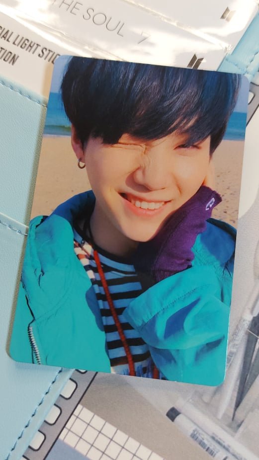 Kpoppinnph's tweet photo. helping a friend~

wts/lfb ph
bts ynwa pc 

good condition
with freebie
on hand
mop: gcash
mod: ggx
dop: payo (can do 3 days reservation)

420 (per pc) 800 if set https://t.co/EdsTbxcgJG