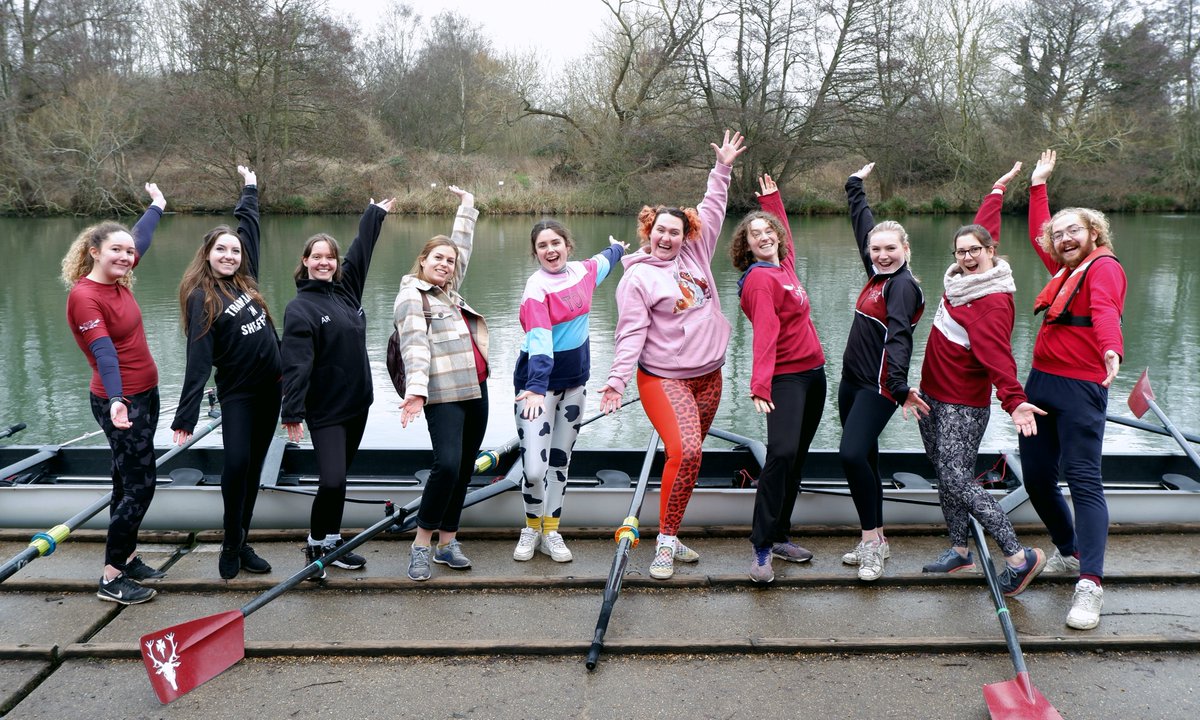 HertfordCollege's tweet photo. Great British Bake Off legends Freya &amp; Lizzie popped in to see us yesterday and learned how to row with the Boat Club! 🧁🚣‍♀️

Look out for a video of their experience coming next week but, as naturals on the river, there wasn't a soggy bottom in sight... https://t.co/tdhya9hoC9