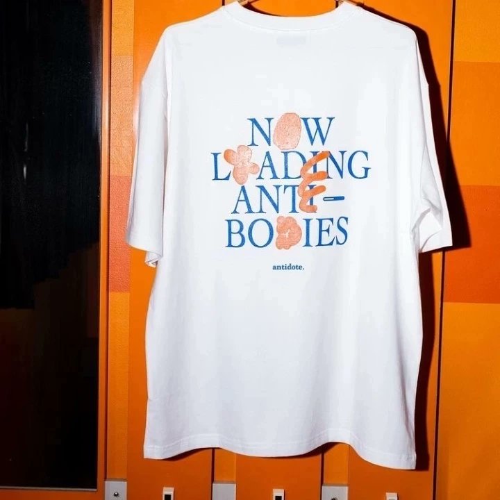 LilliMangos's tweet photo. EU/UK/CAN/US GO for the new shirts from Antidote BKK run by
Thai Entertainer Tul Pakorn @octotul and partners

https://t.co/pFGUuo2AQ4

ENDS JAN 31st 6pm GMT+1

34€/shirt, one size, incl shipping from Thailand and payment fees. Final shipping excluded.

#antidotebkk #tulpakorn https://t.co/qLs2eb29li