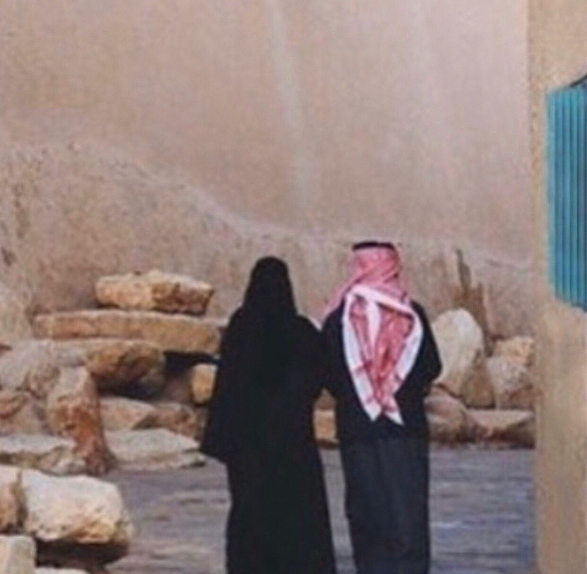 duuy_s's tweet photo. تذكرين يوم اقولك أحبك حيل، راح  الحيل..وبقى أحبك https://t.co/wYlC92aWH0