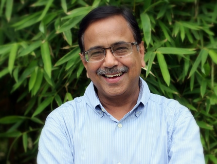 Tarun Jain तरुण जैन (@hyderabadi_chai) on Twitter photo End of an Era <a href="/IIMAhmedabad/">IIM Ahmedabad</a> as Professor Rakesh Basant retires after 28 years at the Institute. End of an Era <a href="/IIMAhmedabad/">IIM Ahmedabad</a> as Professor Rakesh Basant retires after 28 years at the Institute.