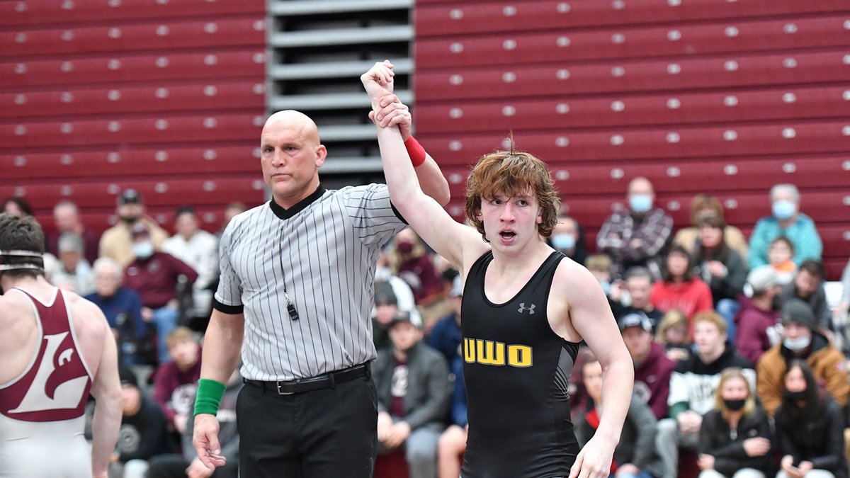 UWOshkoshTitans's tweet photo. ICYMI: @UWOWrestling1 won the last four bouts to defeat five-time defending WIAC champion UW-La Crosse, 29-14, and end a 30-match losing streak to the Eagles on Friday in La Crosse.

UW-Oshkosh entered the match ranked 15th nationally, UW-La Crosse third. https://t.co/YjGEkGWXRi https://t.co/tGBGtQW8OA