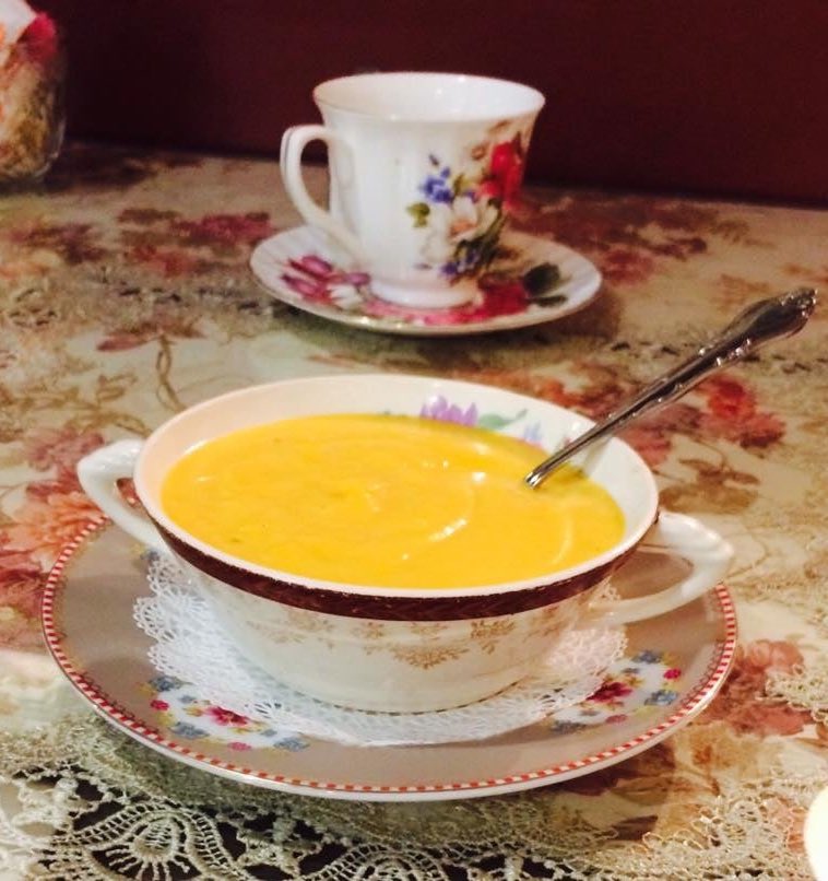 MissMollys's tweet photo. Who could go for a nice hot bowl of soup today?? Me!! 🙋♀️
Our DELICIOUS homemade soups are made daily! Available by the cup or bowl. What’s your favorite Miss Molly’s soup? Let us know!
#missmollystearoom #brrcoldoutside❄️ #homemadesoups https://t.co/8zBa5IXf0f