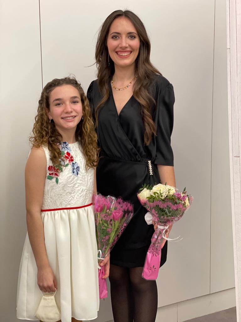 Les nostres Falleres Majors i President van assistir ahir a la presentació d'esbossos de la <a href="/A_FallasCentro/">Agrupación Fallas Centro</a>