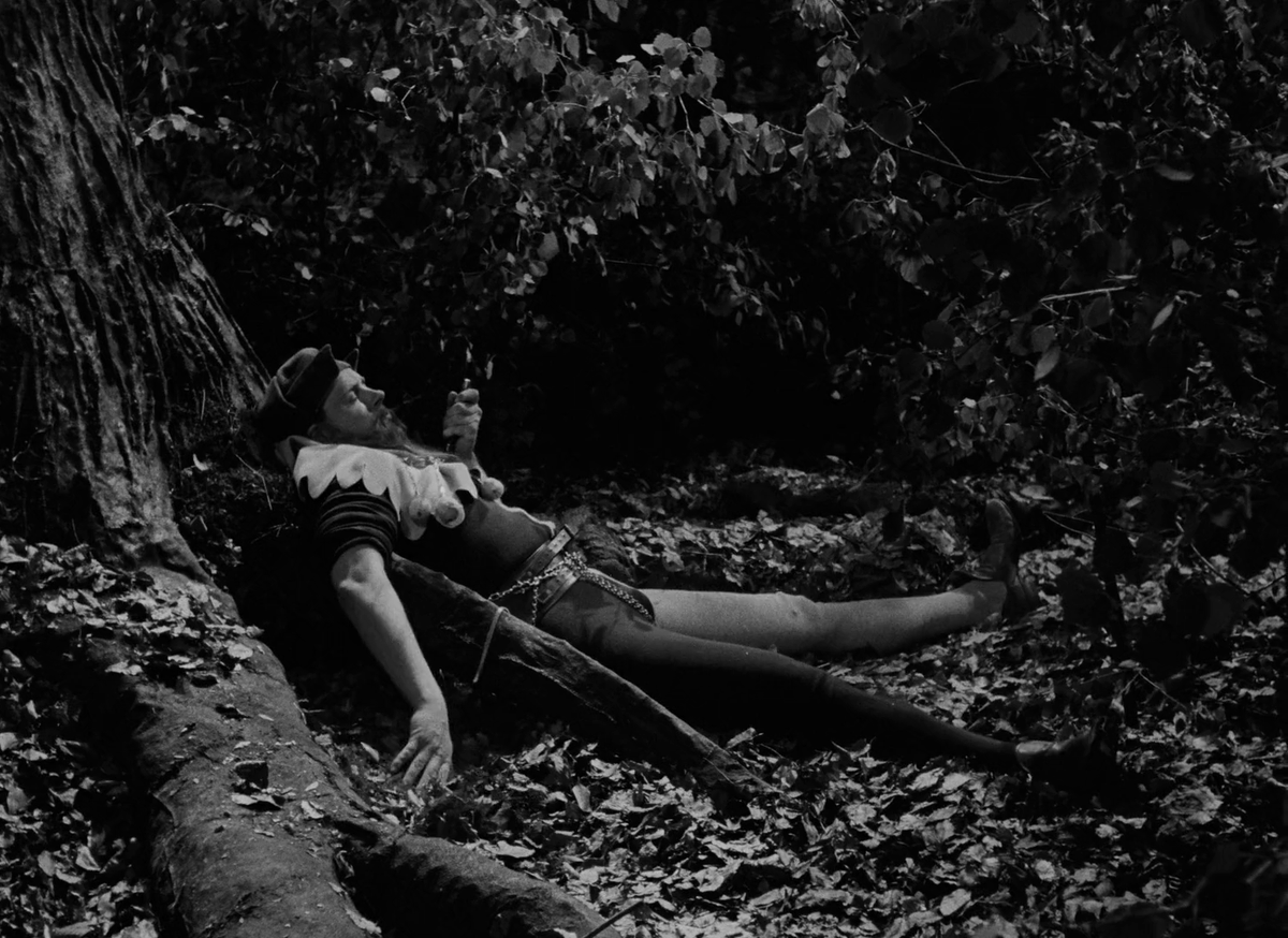 sjmay92's tweet photo. The Seventh Seal (1957) Dir. Ingmar Bergman https://t.co/QQtOXf4uv8