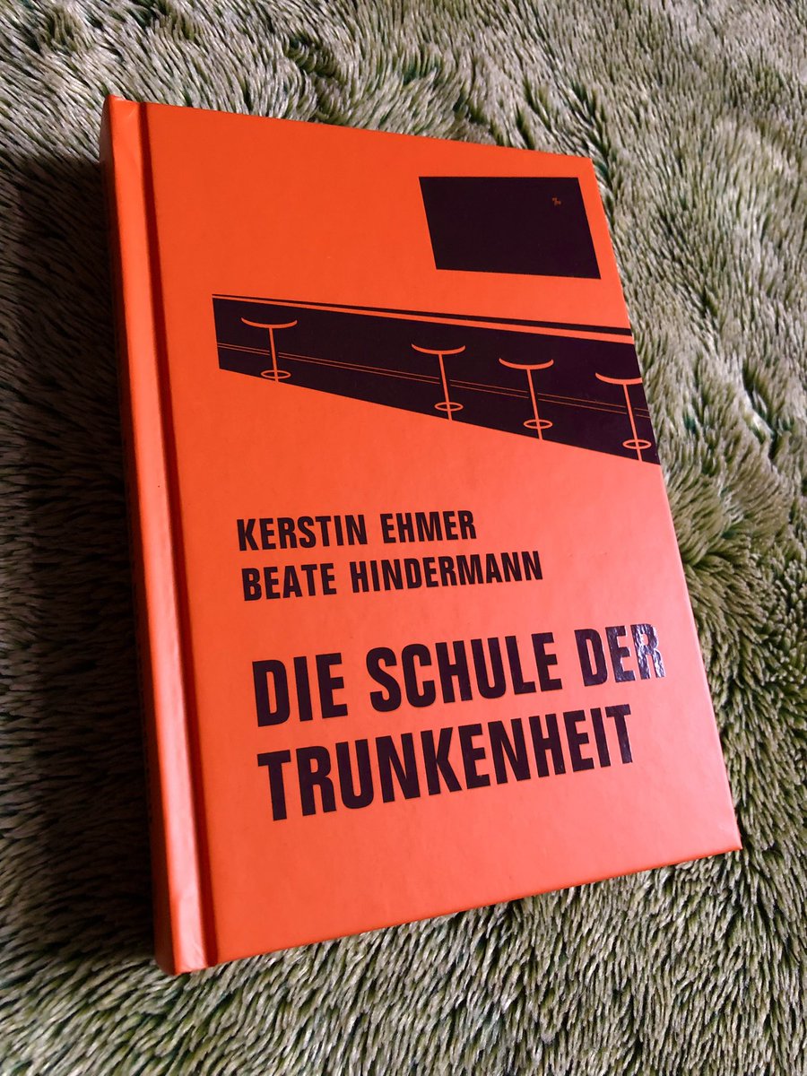 verbrecherei's tweet photo. Nun allüberall lieferbar: die Neuausgabe von "Die Schule der Trunkenheit" von #KerstinEhmer und #BeateHindermann - eine Kulturgeschichte des gepflegten Trinkens (mit Cocktailrezepten vom Team der legendären #VictoriaBar).
Siehe: https://t.co/EemO0OXMlv
#dieschuledertrunkenheit https://t.co/WTlOmsPL3j