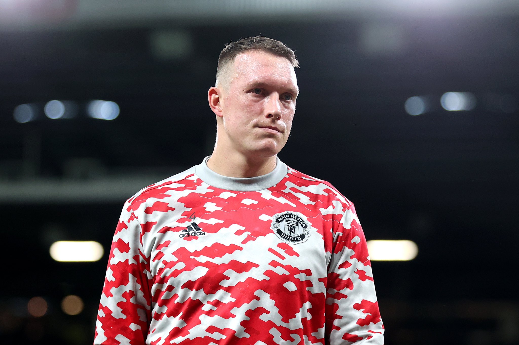 Everton and Crystal Palace Are In Talks With Man United to Sign Donny van de Beek ... While Bordeaux Are Confident To Sign Phil Jones