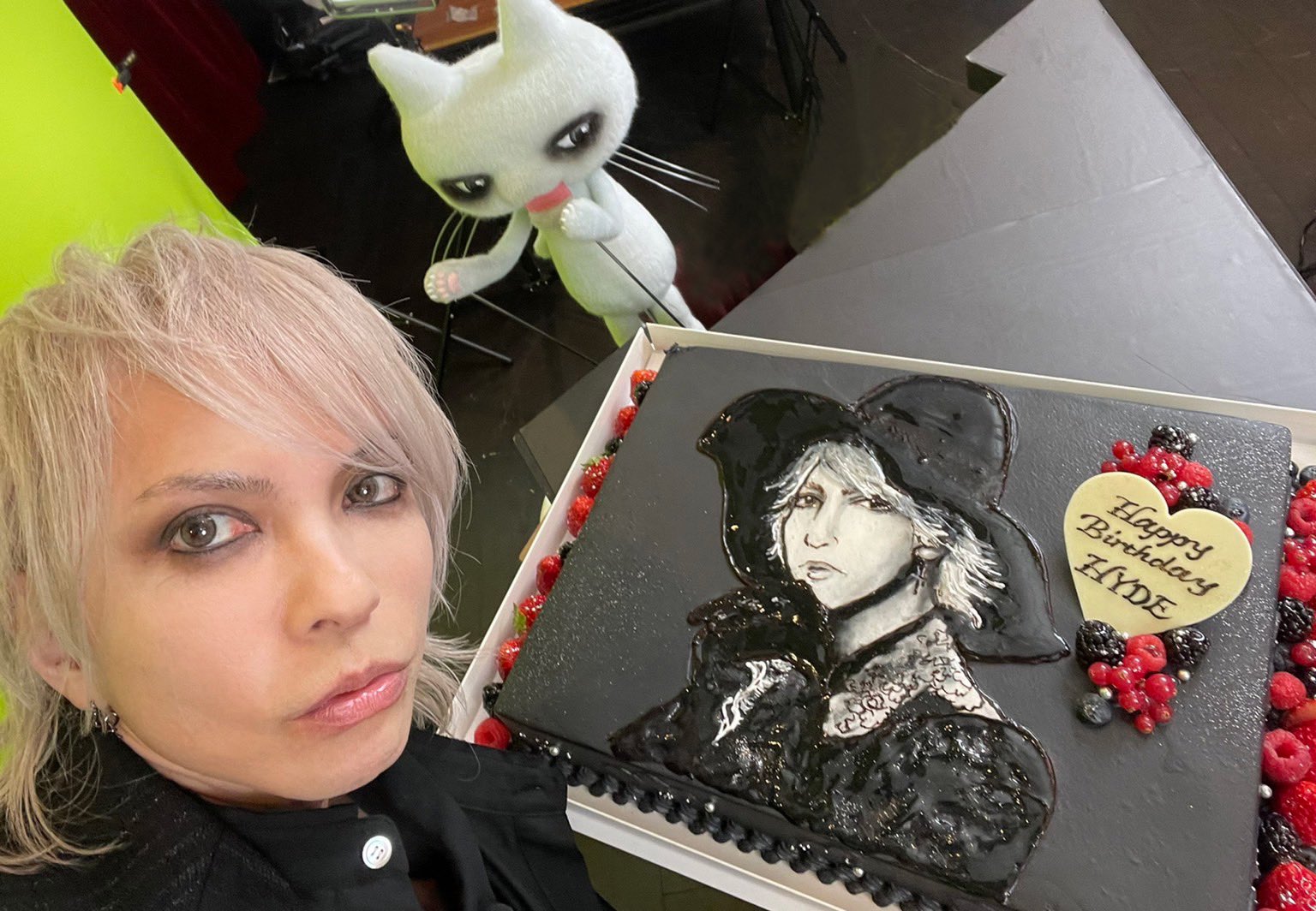◆◆ラルク hyde birthday 受注限定写真集◆◆ 🌈 𝐋'𝐀𝐫𝐜〜𝐞𝐧〜𝐂𝐢𝐞𝐥 𝐋𝐈𝐕𝐄 𝟐𝟎𝟐𝟓 𝐡𝐲𝐝𝐞