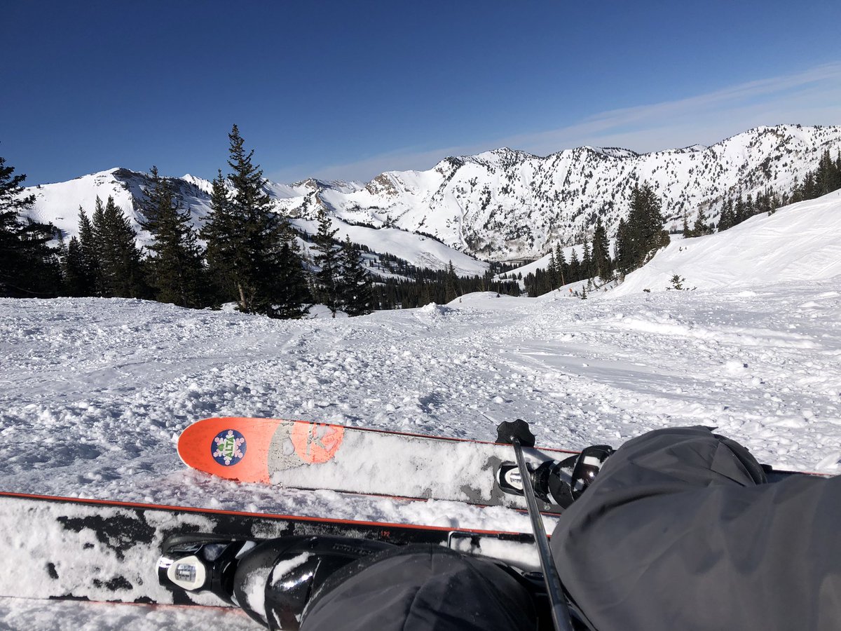 YourMission2's tweet photo. INDESCRIBABLE OUTRAGEOUS SKIING!‼️@suzietaylor4 @jennearl @AltaSkiArea @alta_of @YourMission2 @tannette Thank you Alta‼️❤️ https://t.co/ylwTxhKCFQ