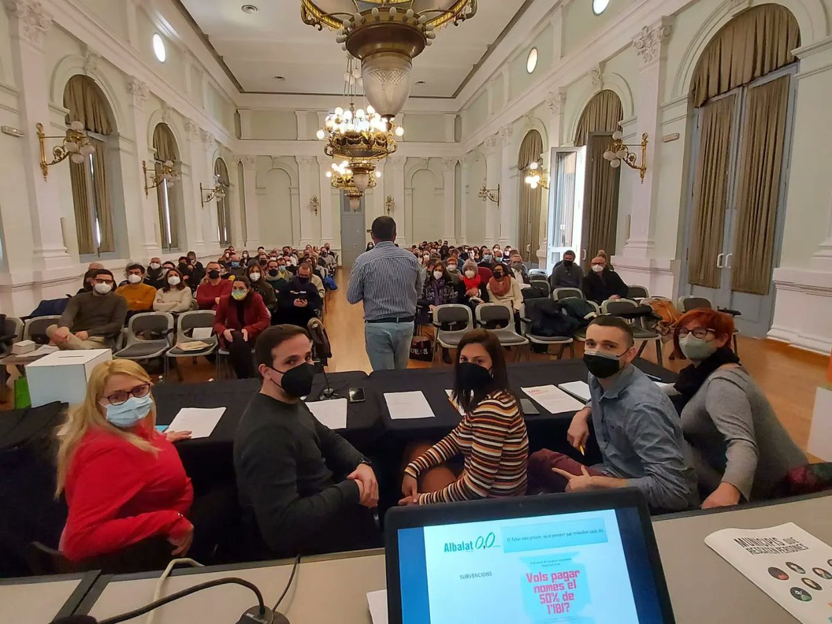 Enhorabona al nostre company, <a href="/QCA_23/">Quique Castelló Abad</a> , qui serà membre de Mesa de l'Assemblea Municipalista de <a href="/MesCompromis_/">Més - Compromís</a> 

Construïm el País que ve poble a poble!